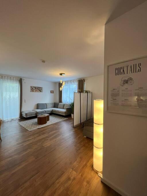Moderne Wohnung Mit 4 Betten 波鸿 外观 照片