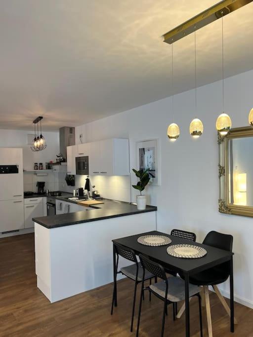 Moderne Wohnung Mit 4 Betten 波鸿 外观 照片