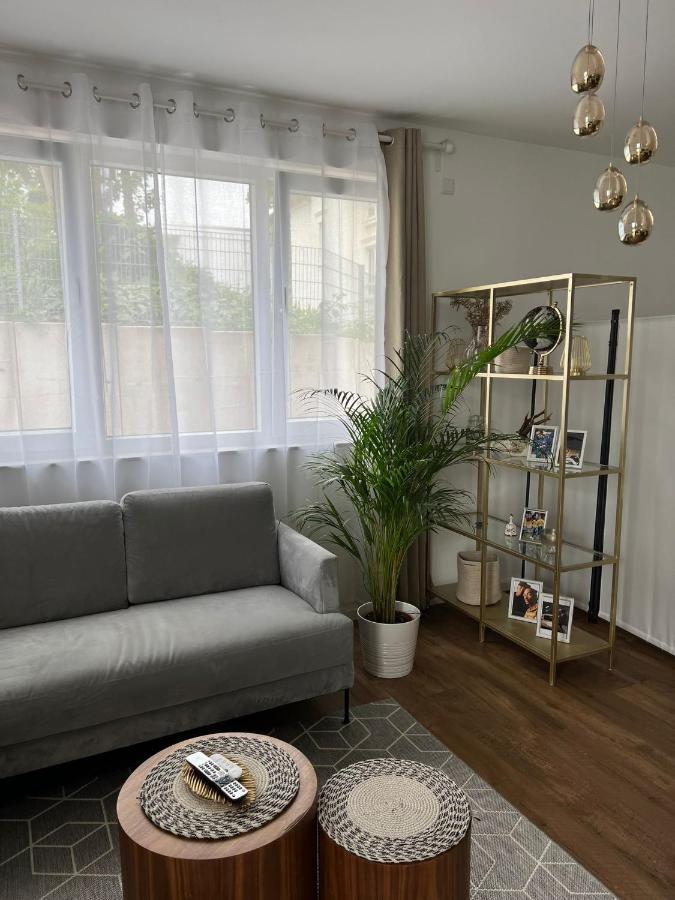 Moderne Wohnung Mit 4 Betten 波鸿 外观 照片